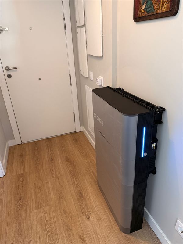 Batería de almacenamiento instalada en una vivienda